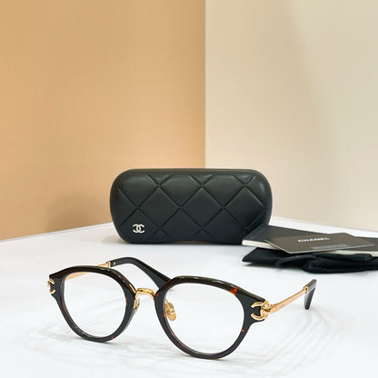 CHANEL Sunglasses 5575
