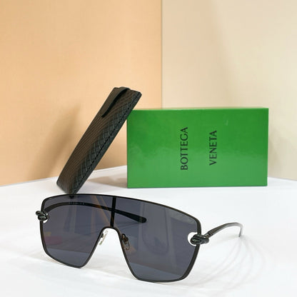 BOTTEGA VENETA Sunglasses BV1515S