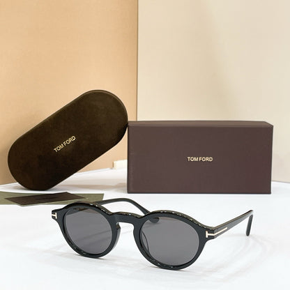 TOM FORD Eyeglasses TF1332