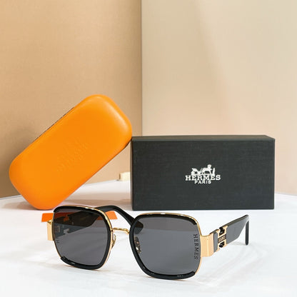 HERMÈS Sunglasses 9720