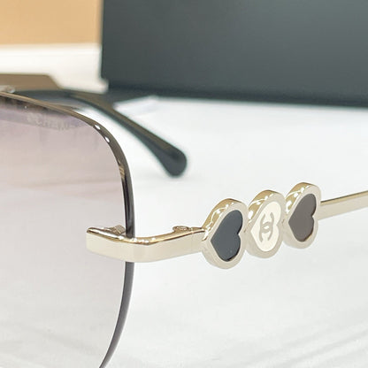 CHANEL Sunglasses CH7300B