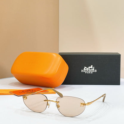 HERMÈS Sunglasses H8028