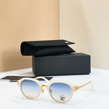 CHANEL Sunglasses CH5575
