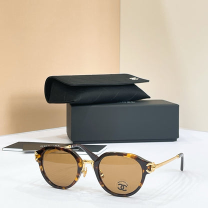 CHANEL Sunglasses CH5575