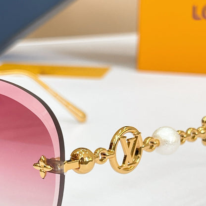 LOUIS VUITTON Sunglasses Z3318U