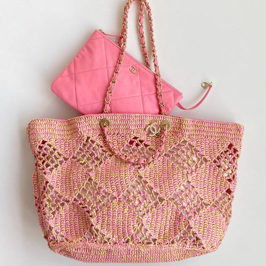 CC 2025 Beach Tote 52 Pink Raffia