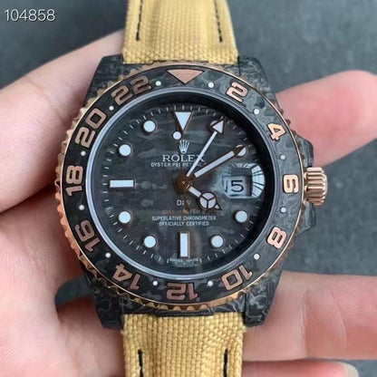 GMT-MASTER II CUSTOM CARBON EVEROSE GOLD