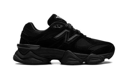 9060 "Triple Black" U9060BPM